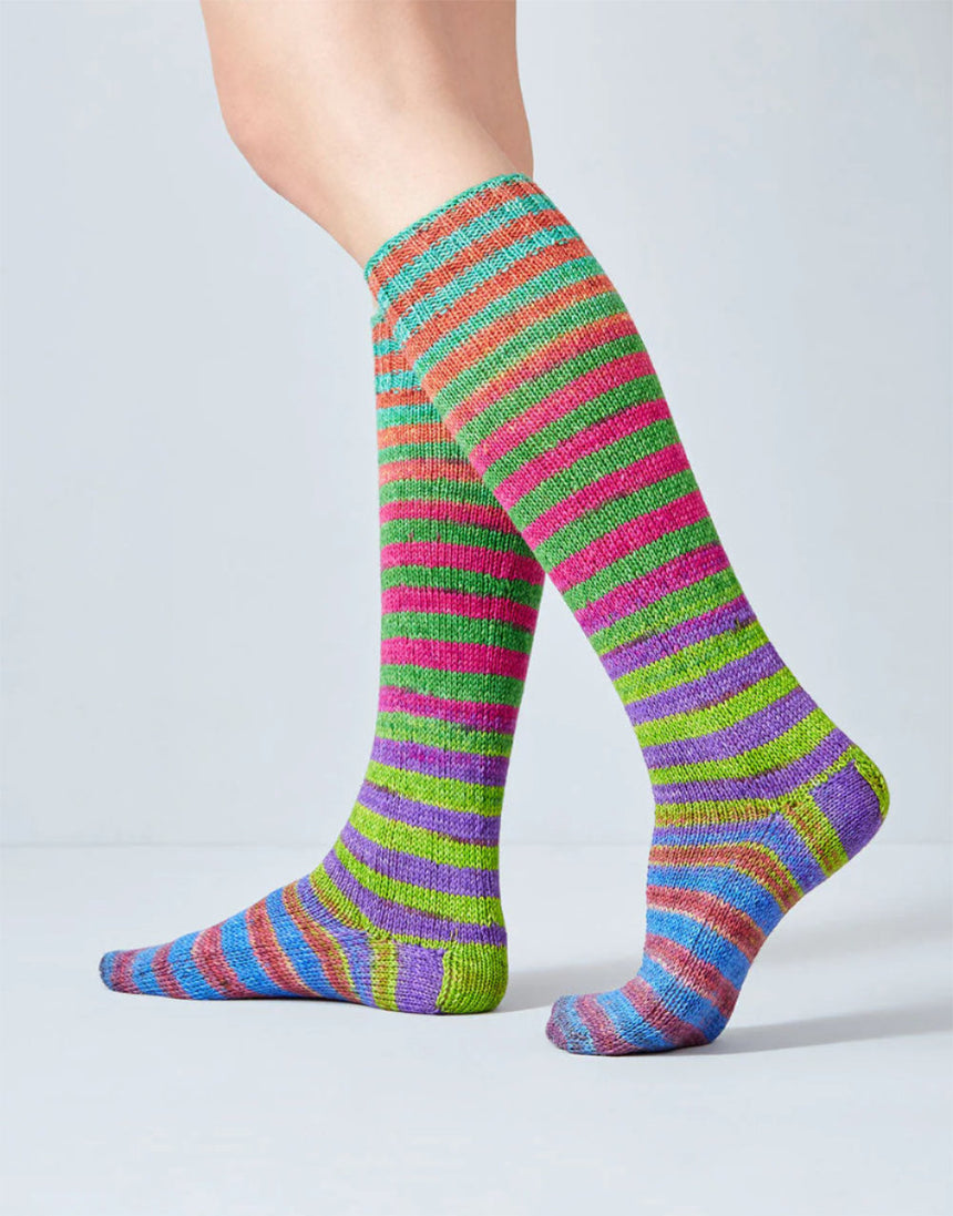 Uneek Sock Knitting Kit, Colour 67, Urth Yarns