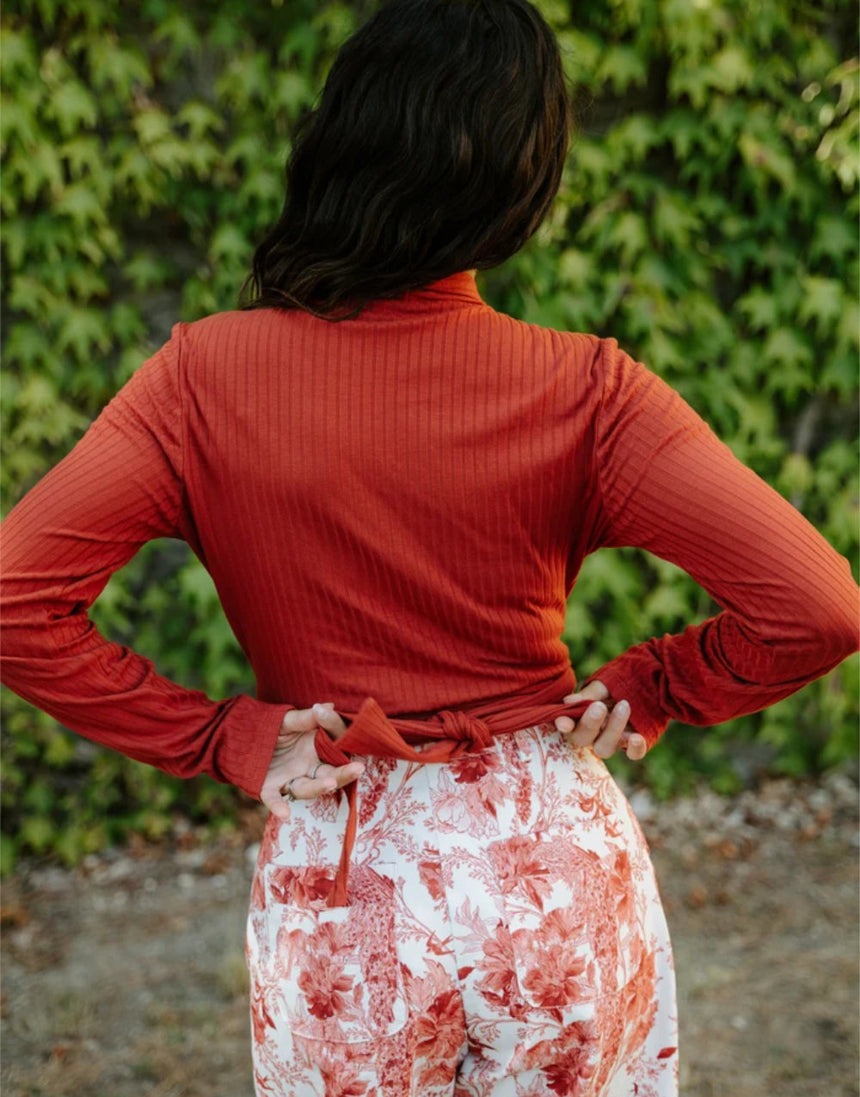 Le Cache Coeur Cursive Wrap Top Paper Sewing Pattern, Maison Fauve