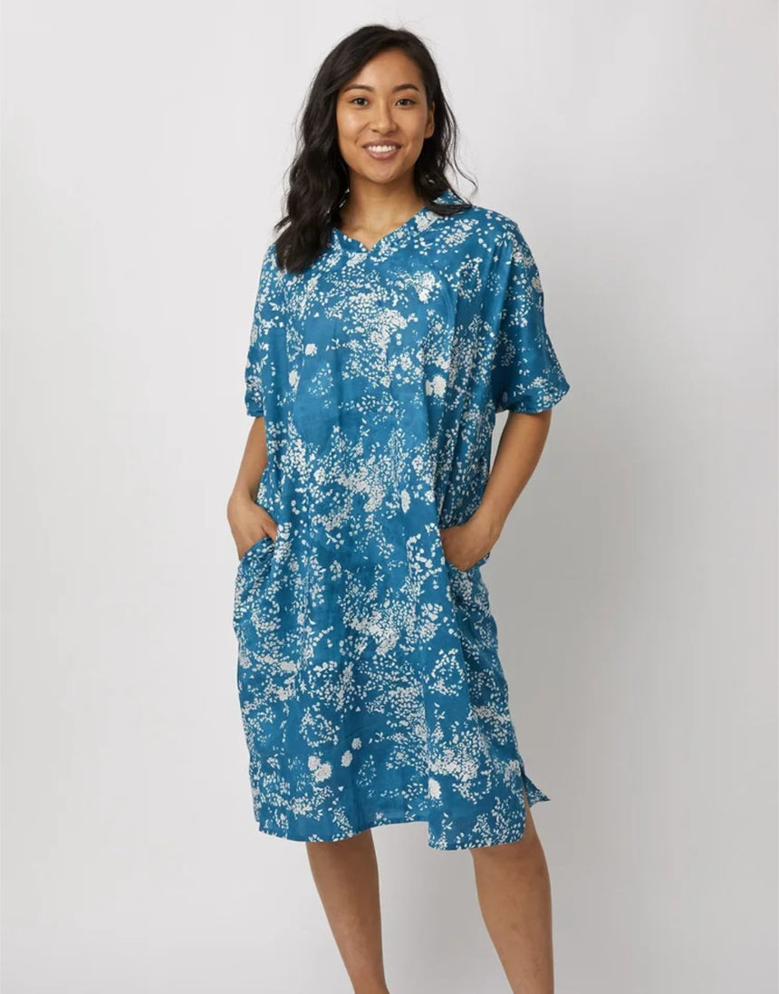 Artist Tunic Sewing Pattern, Naomi Ito for Nani Iro