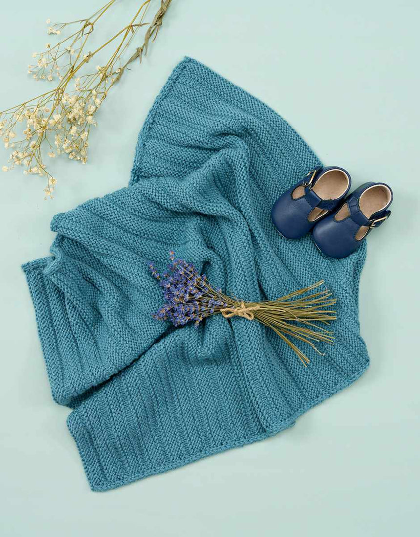 Baloo Reversible Blanket Knitting Pattern, Bo Peep DK Yarn