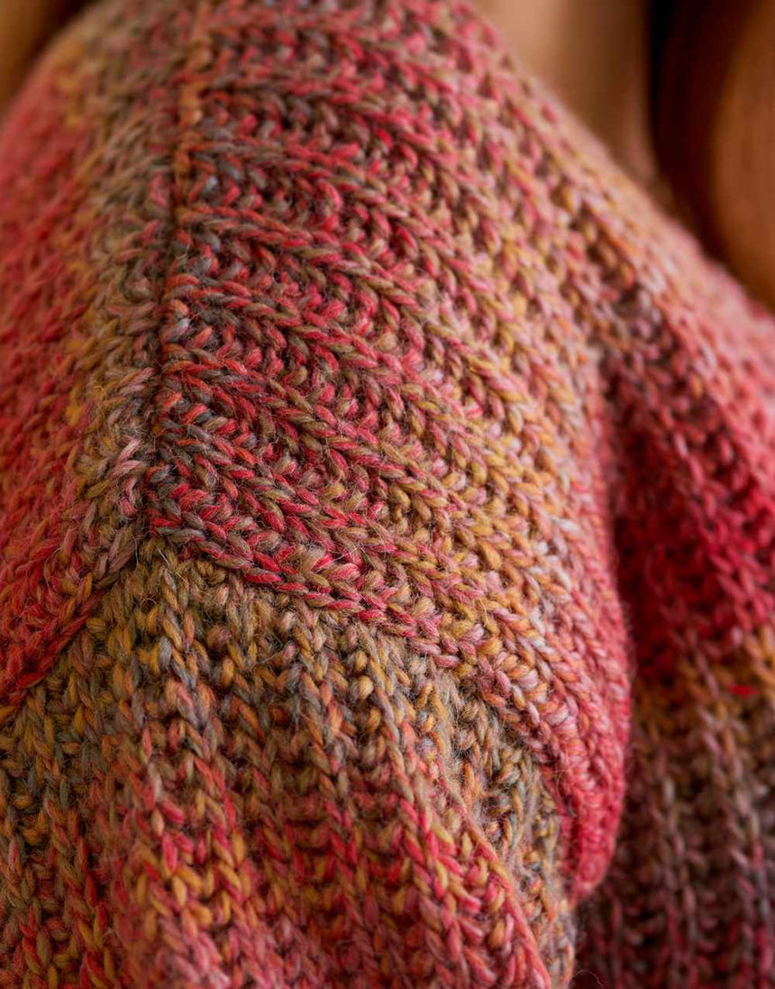 Thora Cardigan Knitting Pattern for Retreat Twist Chunky Yarn, Chloe Birch