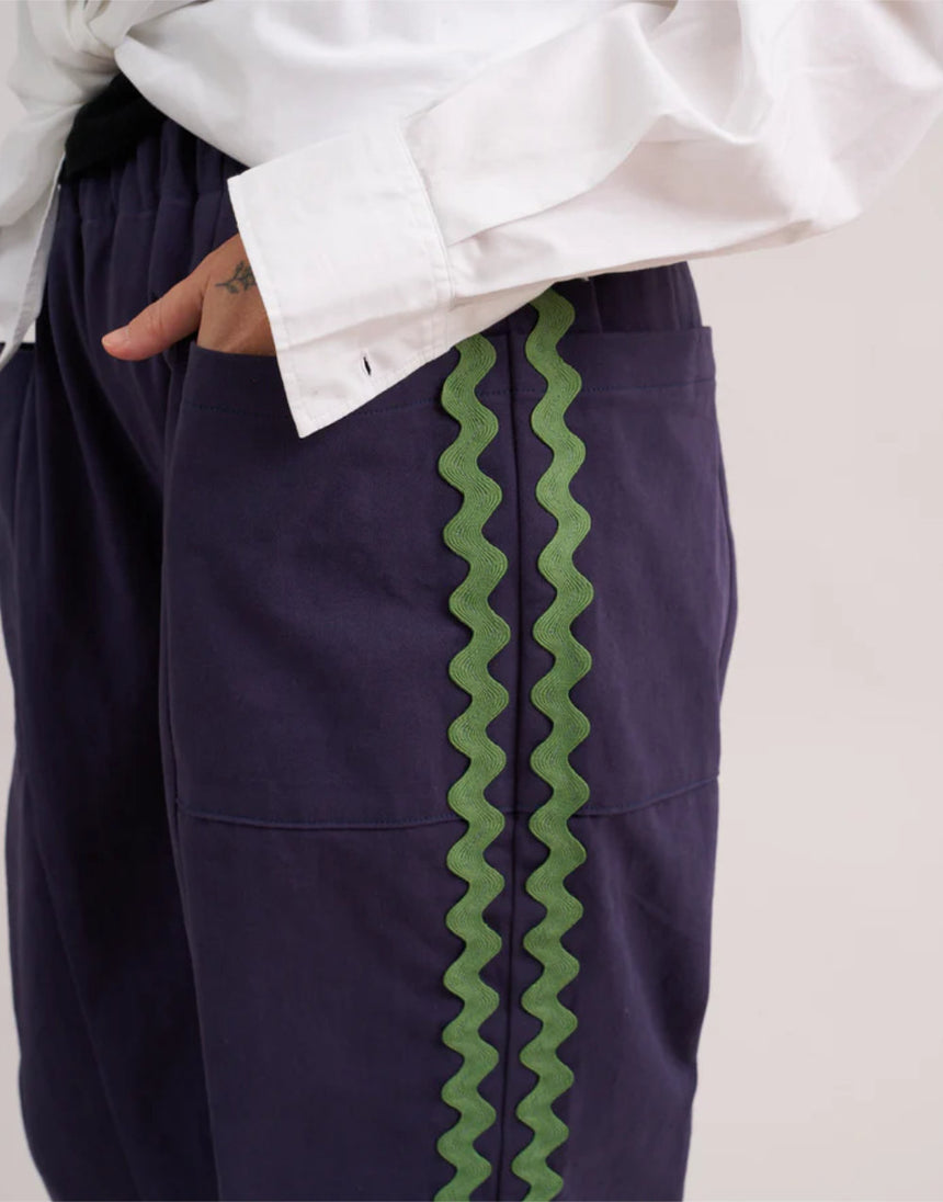 Weekend Chore Pants PDF Immediate Download Sewing Pattern, Matchy Matchy Sewing Club