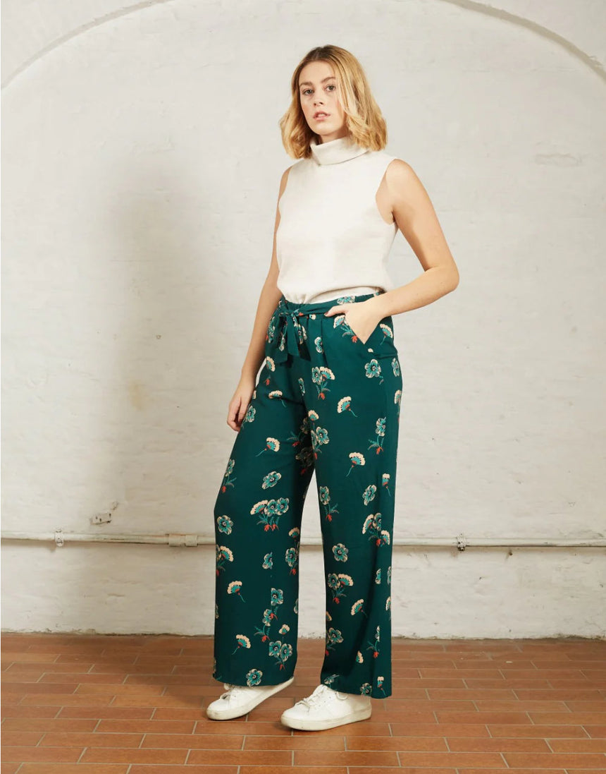 Emily Trousers Sewing Pattern, Atelier Jupe