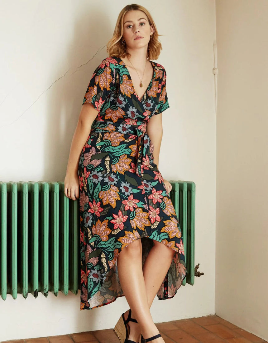 Savannah Wrap Dress Sewing Pattern, Atelier Jupe