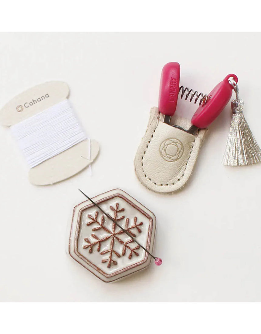 Cohana Kantsubaki Mini 4-Piece Sewing Kit
