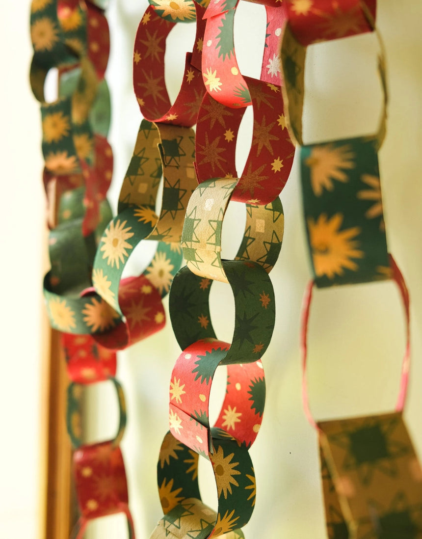 Festive Paper Chain Kit, East End Press