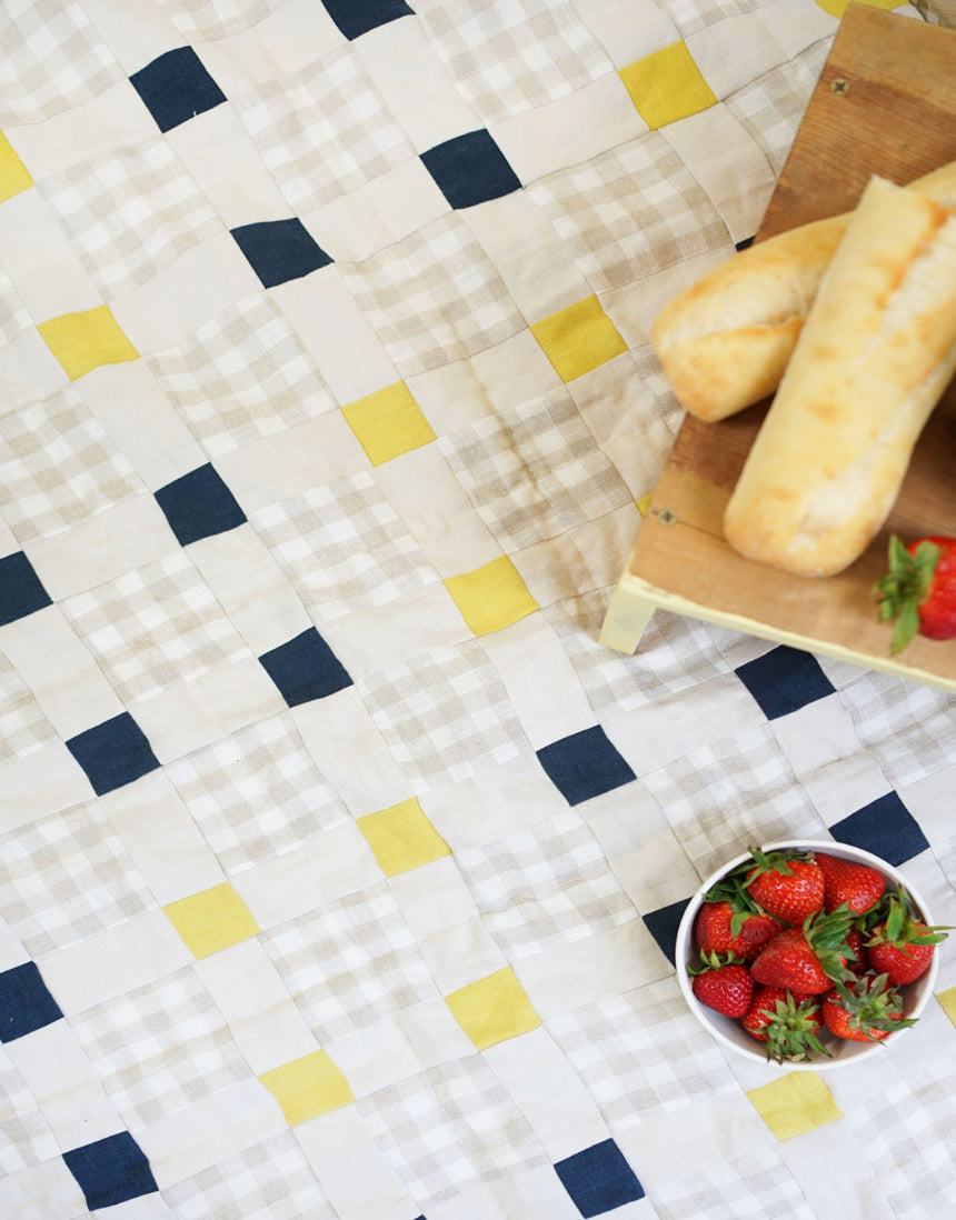 Picnic Square Quilt PDF Immediate Download Sewing Pattern, Matchy Matchy Sewing Club