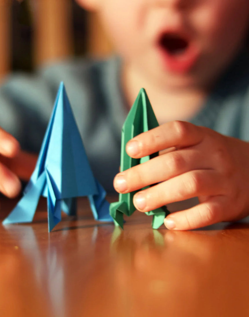 Fold Your Own Flying Paper Rockets, Pikkii