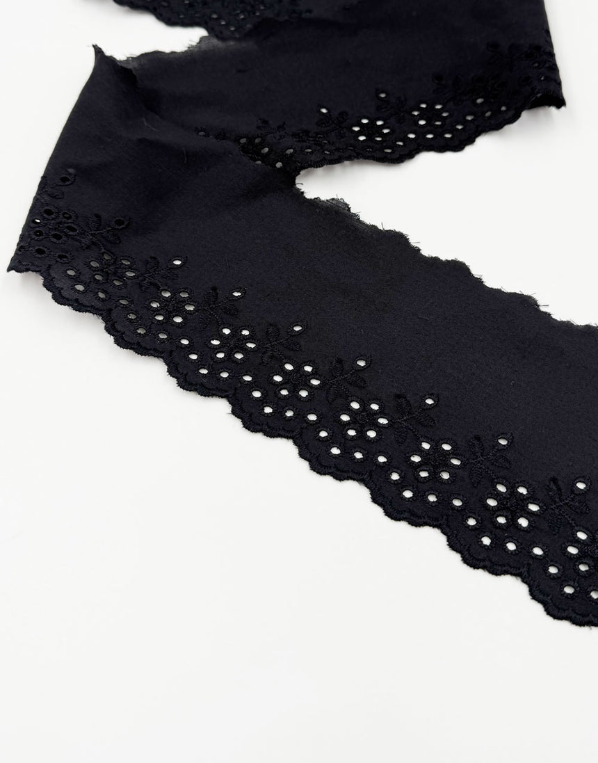 Scalloped Flowers Broderie Anglaise Wide Lace Trim, 95mm