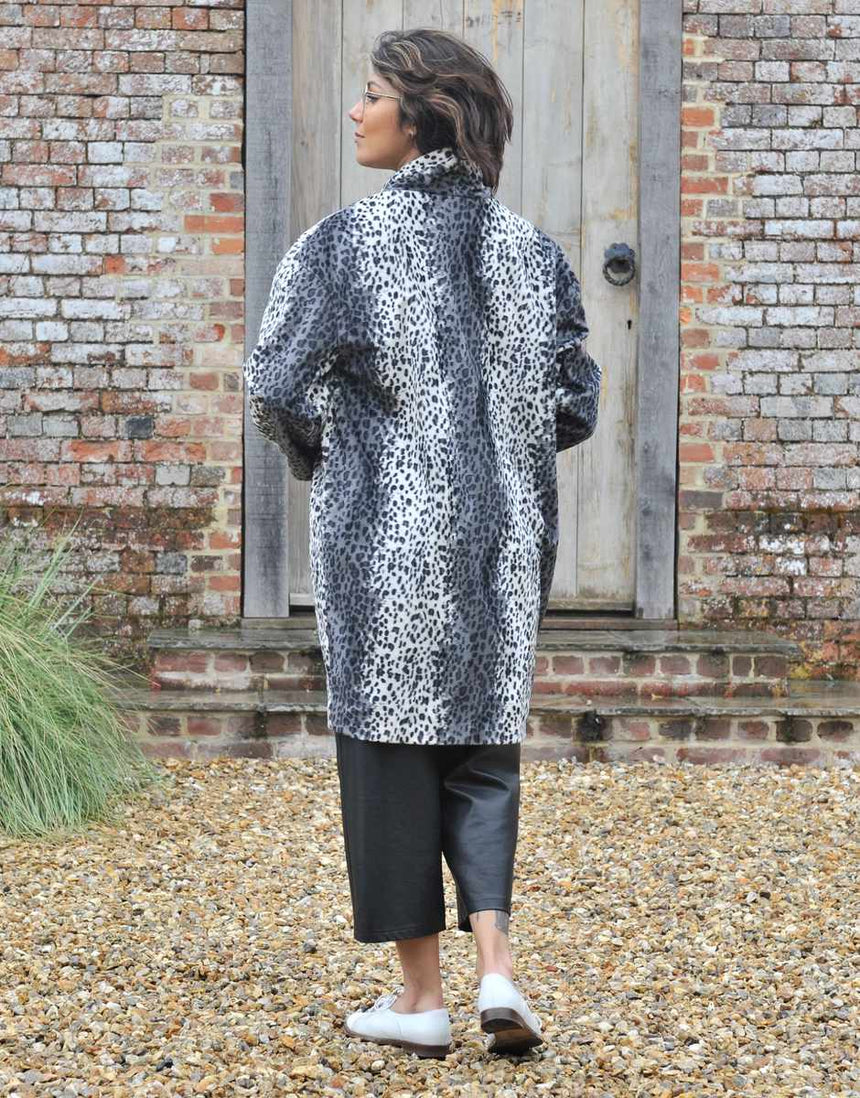 The Avid Seamstress Coats & Jackets The Wimborne Coat Sewing Pattern, The Avid Seamstress 15712