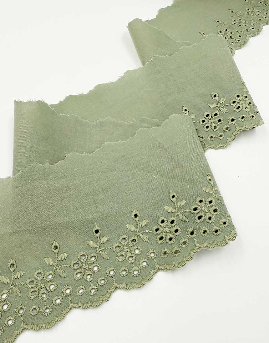 Scalloped Flowers Broderie Anglaise Wide Lace Trim, 95mm
