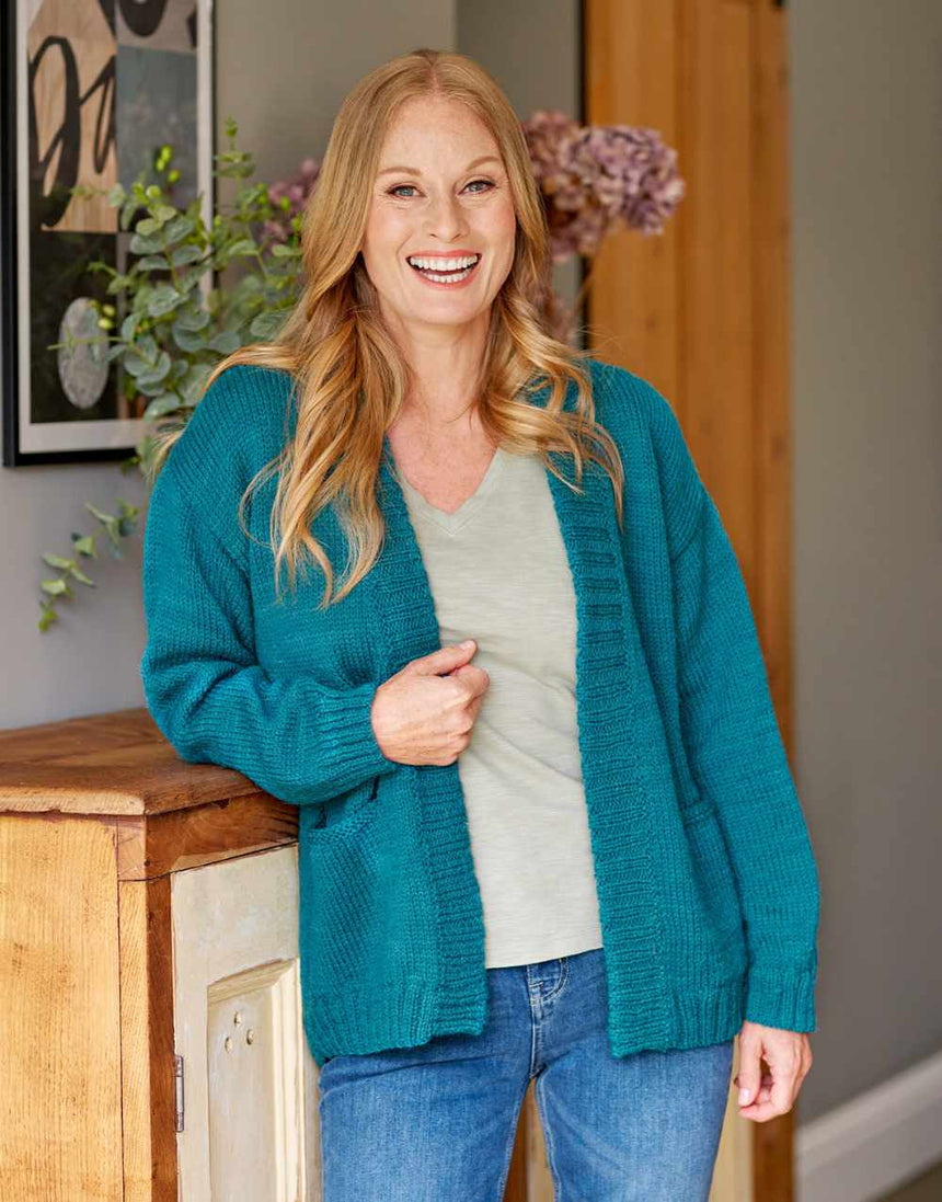 ColourLab Aran Life & Style Knitting Pattern Book