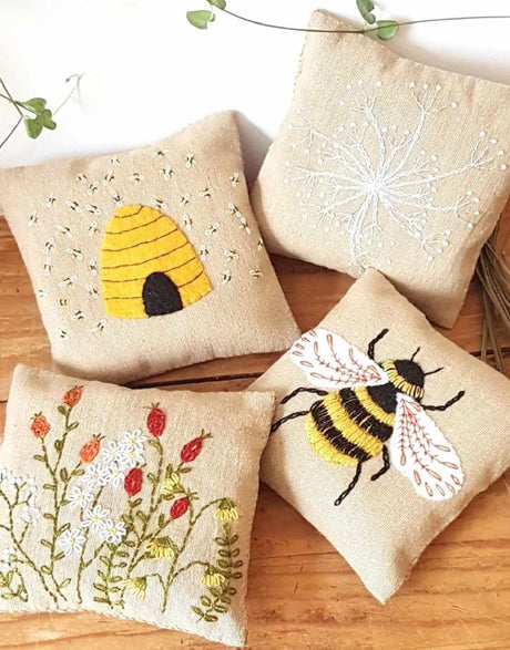 Corinne Lapierre Embroidery Bee Embroidered Linen Lavender Bags Kit, Corinne Lapierre 619438956737