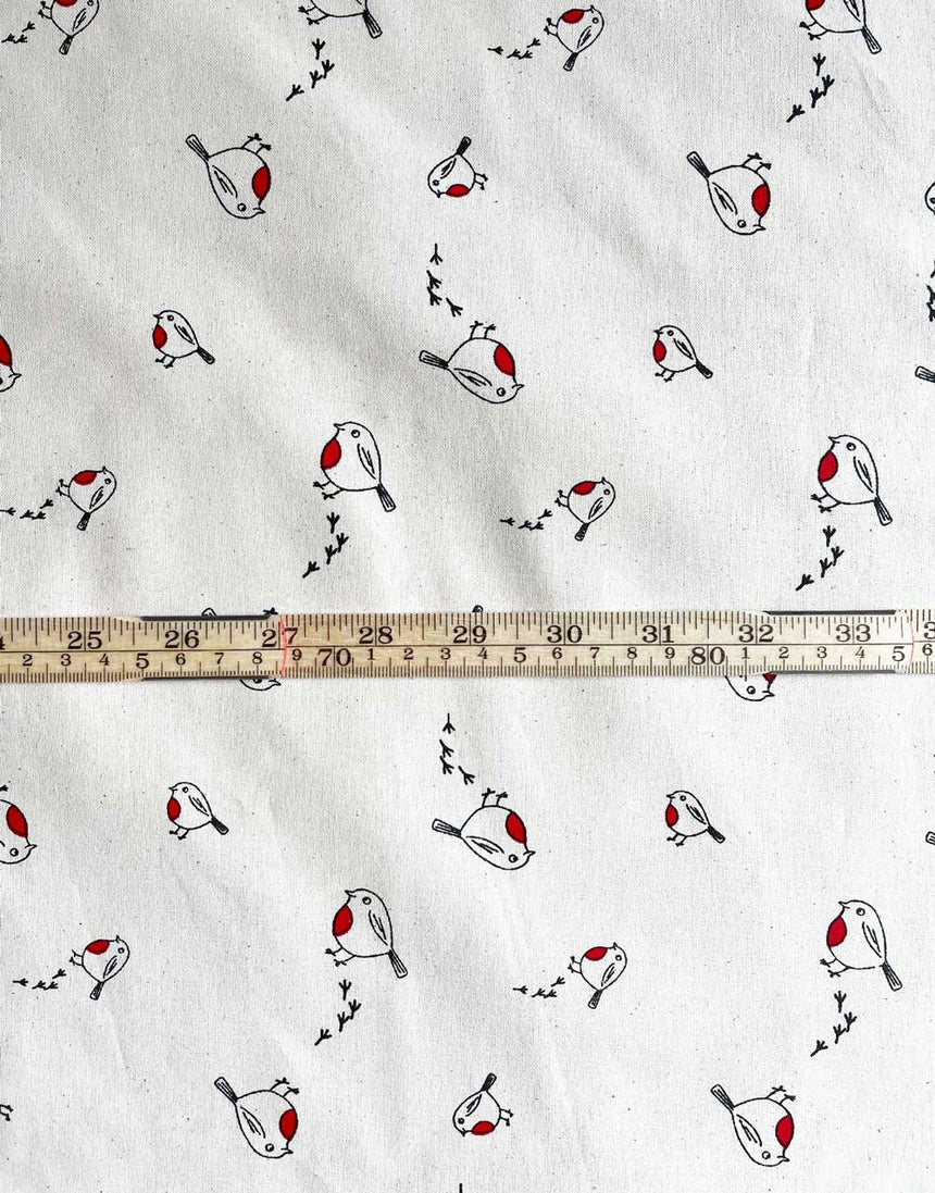 Not Specified Christmas Fabric Robins on Natural Cotton, Christmas Fabric 11425