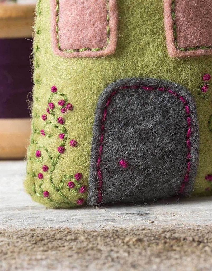 Corinne Lapierre Felt Craft Lavender Houses Felt Craft Kit by Corinne Lapierre 600209370920 600209370920