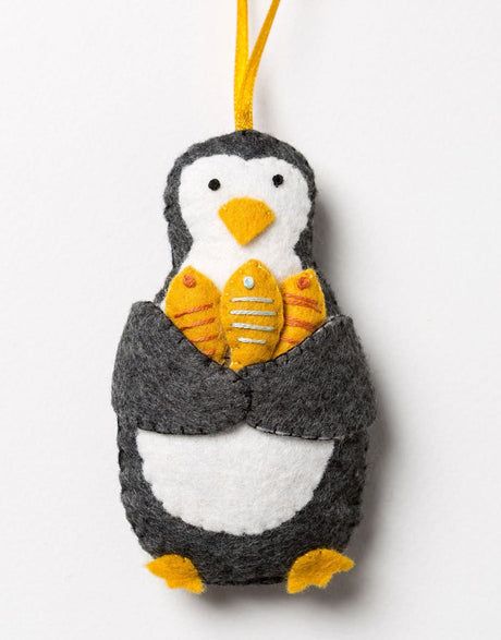 Corinne Lapierre Felt Craft Penguin Mini Felt Christmas Craft Kit by Corinne Lapierre 0608603782783 608603782783