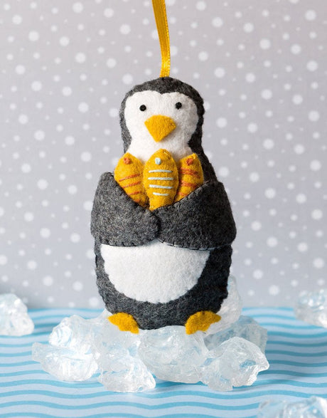Corinne Lapierre Felt Craft Penguin Mini Felt Christmas Craft Kit by Corinne Lapierre 0608603782783 608603782783
