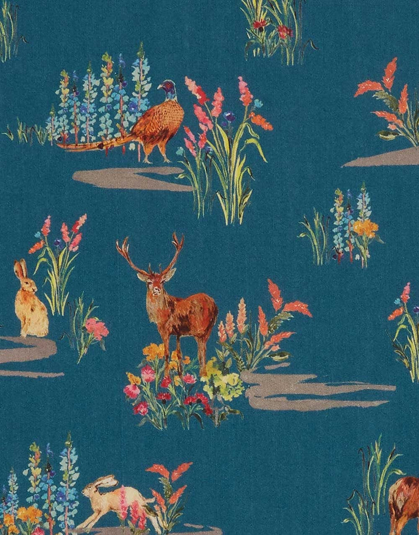 Liberty Fabrics Liberty Fabrics Tana Lawn® CC22: Liberty Travels Liberty Fabrics Tana Lawn® Highland Meadow B 12534