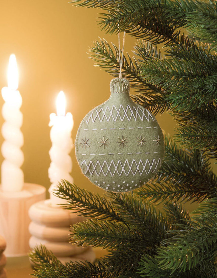 Bauble Felt Pendant Kit, Rico Design