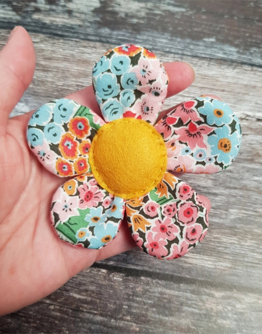 Liberty Flower Brooch Kit, Paper & String