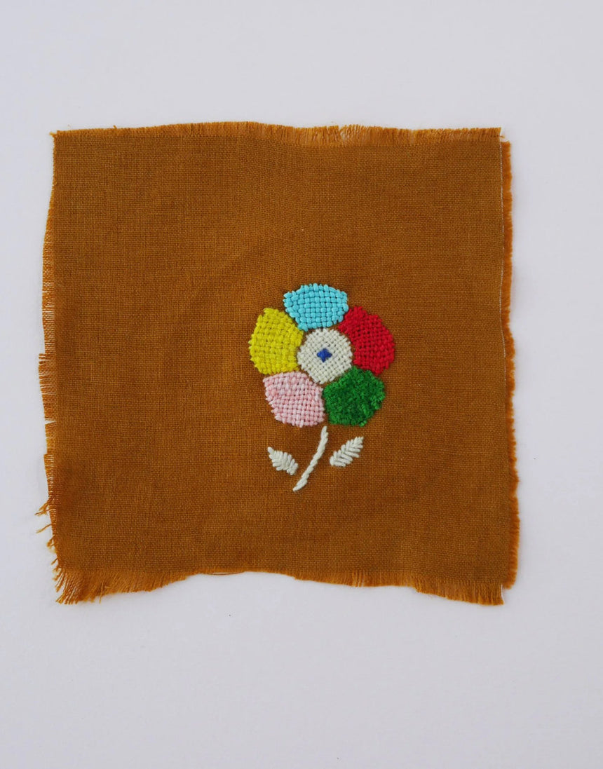 5 Flowers/Stitches Embroidery Kit, Stitch-School