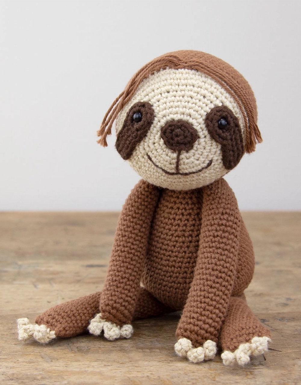 Maurice the Sloth Crochet Kit, Hardicraft – Clothkits