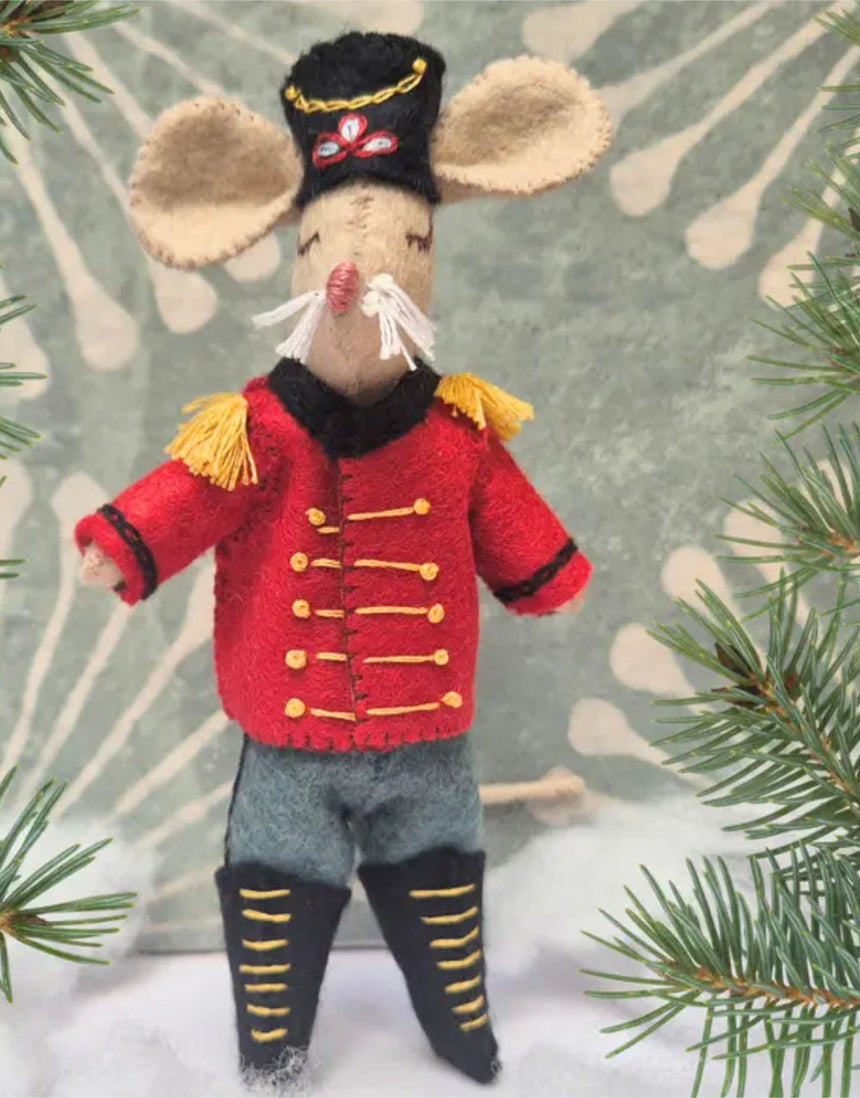 Little Mouse the Nutcracker Felt Craft Mini Kit, Corinne Lapierre