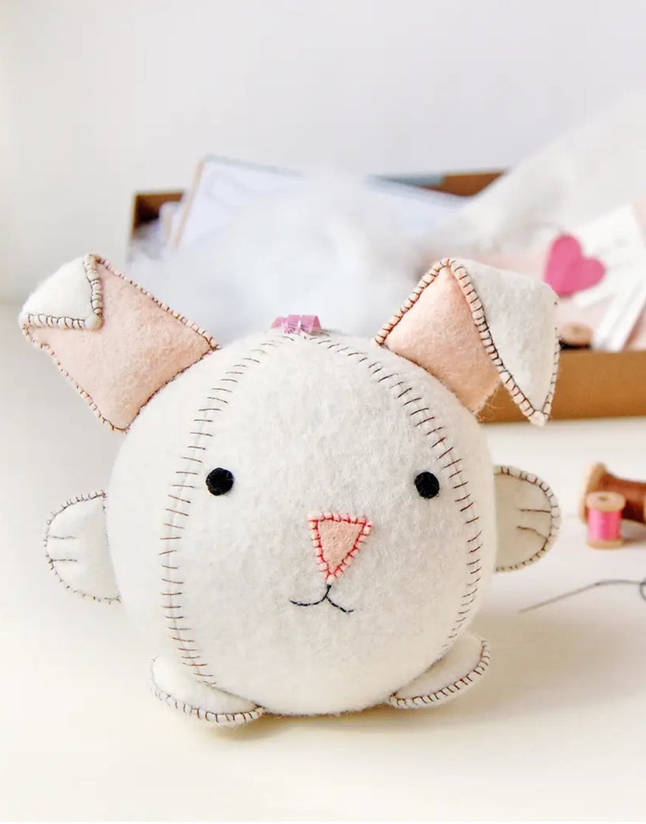 Rabbit Beginner's Felt Craft Sewing Kit, Clara and Macy – Clothkits