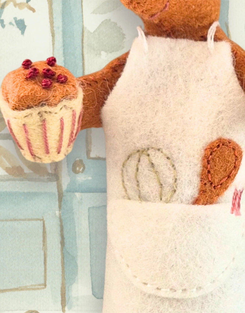 Little Mouse the Baker Felt Craft Mini Kit, Corinne Lapierre