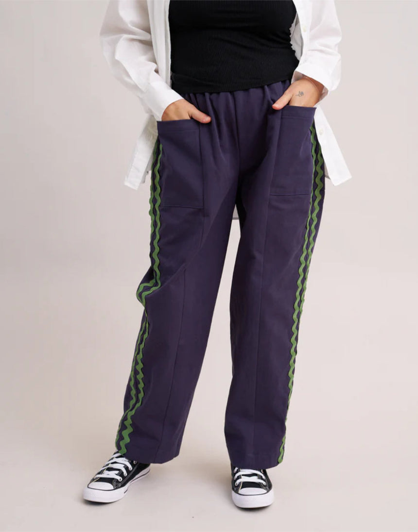 Weekend Chore Pants PDF Immediate Download Sewing Pattern, Matchy Matchy Sewing Club