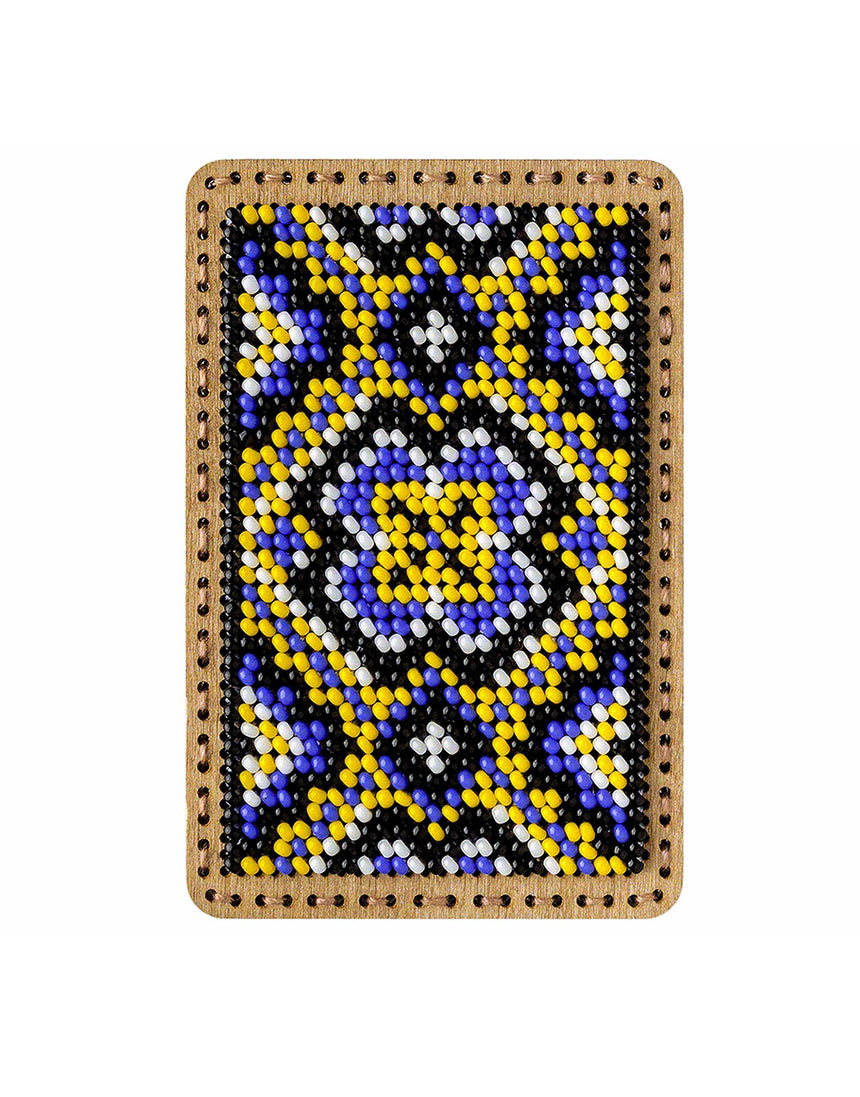 Beaded Wooden Magnetic Needle Minder Kit - Blue Yellow