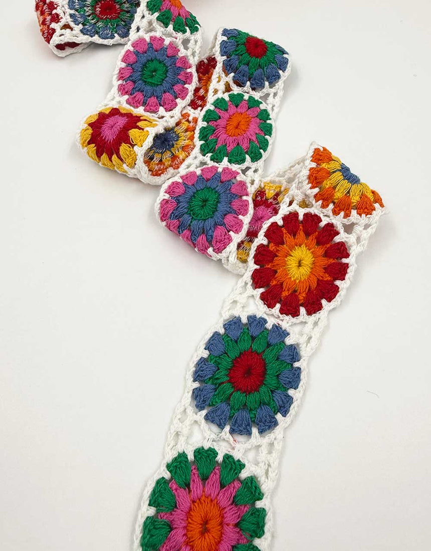 White Crochet Rose Cotton Trimming