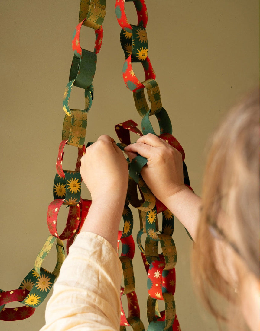 Festive Paper Chain Kit, East End Press