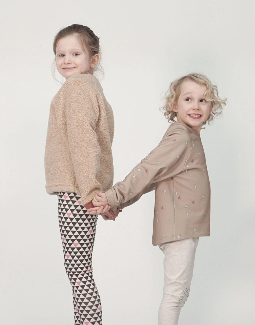 Aspen Kids Sweatshirt Sewing Pattern (0 - 11y), Pattern Paper Scissors
