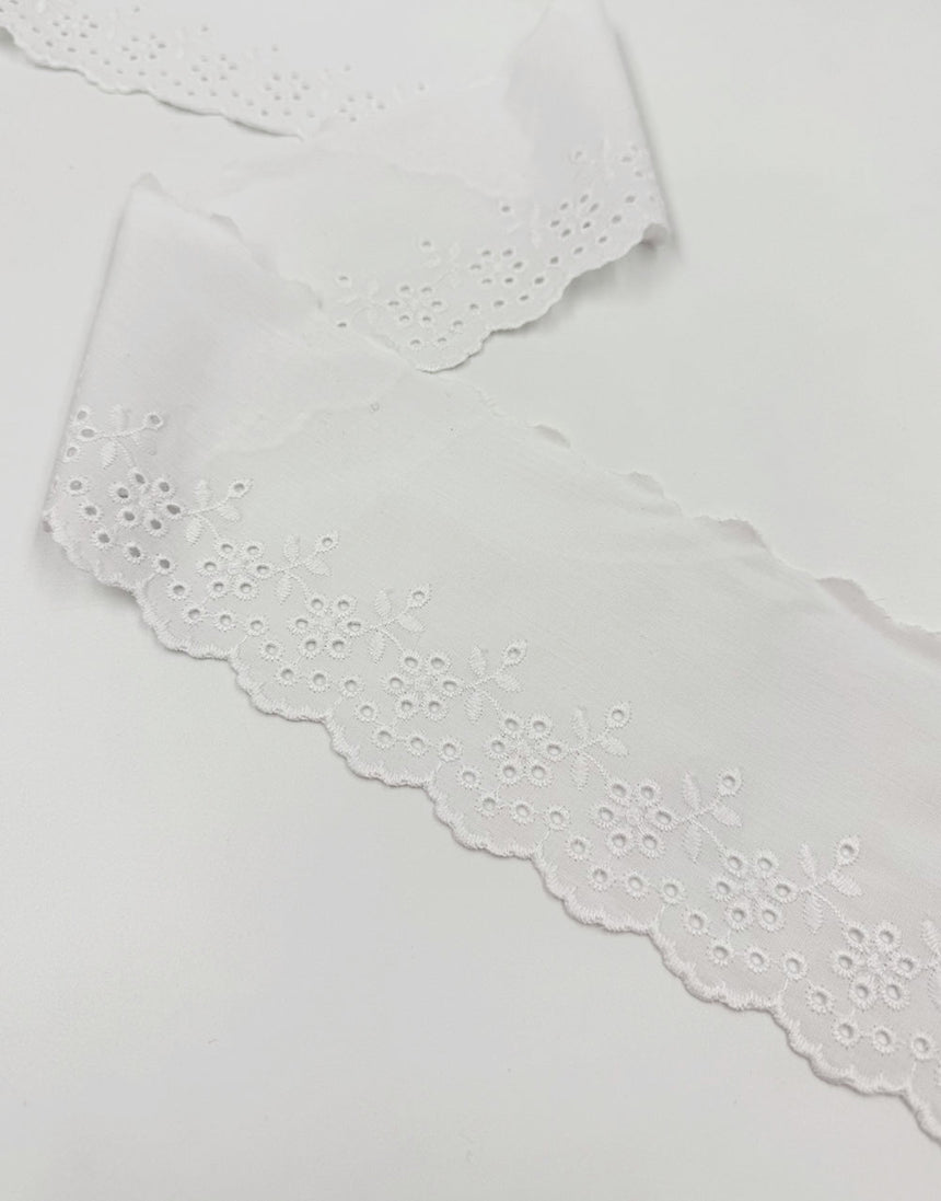 Scalloped Flowers Broderie Anglaise Wide Lace Trim, 95mm