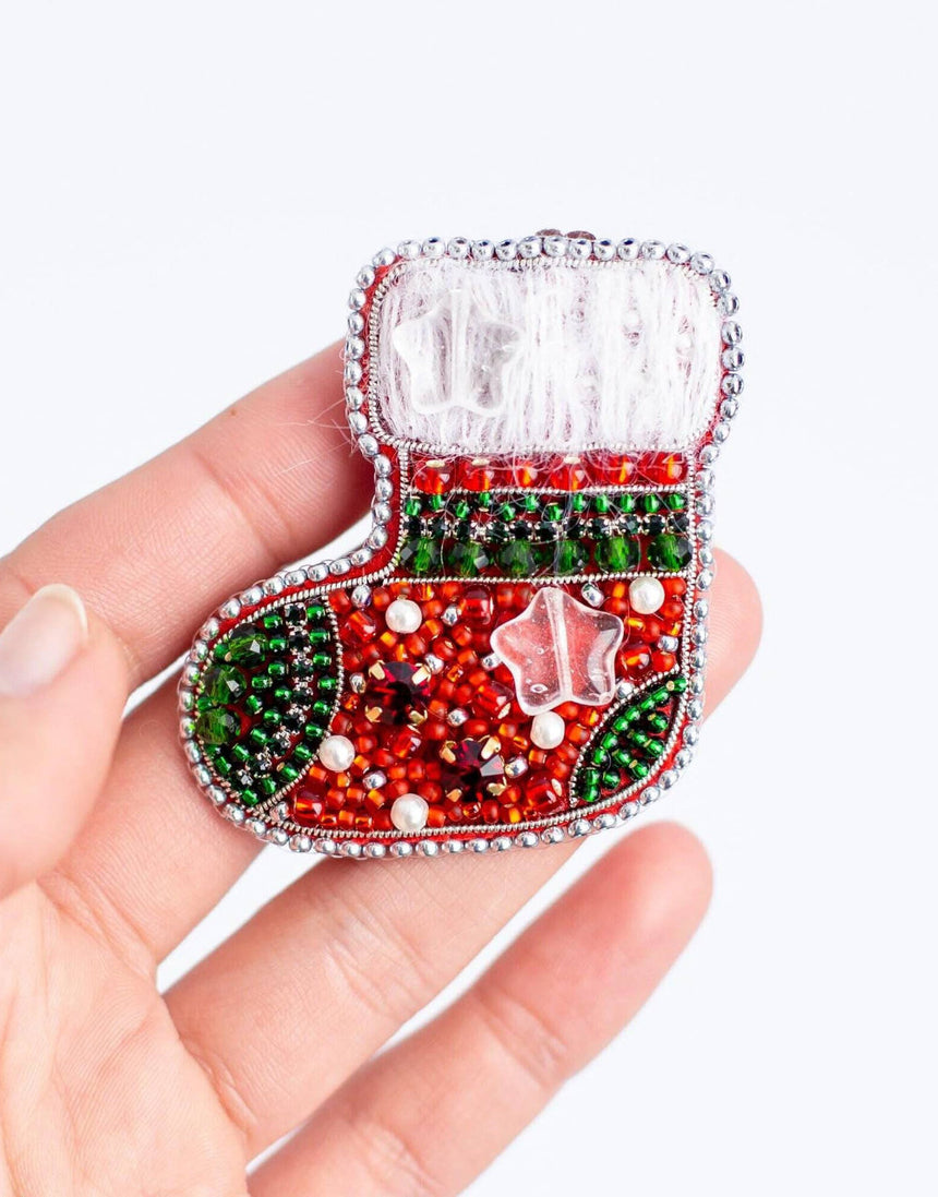 Christmas Themed Beaded Embroidery Brooch Kit, Set of 7