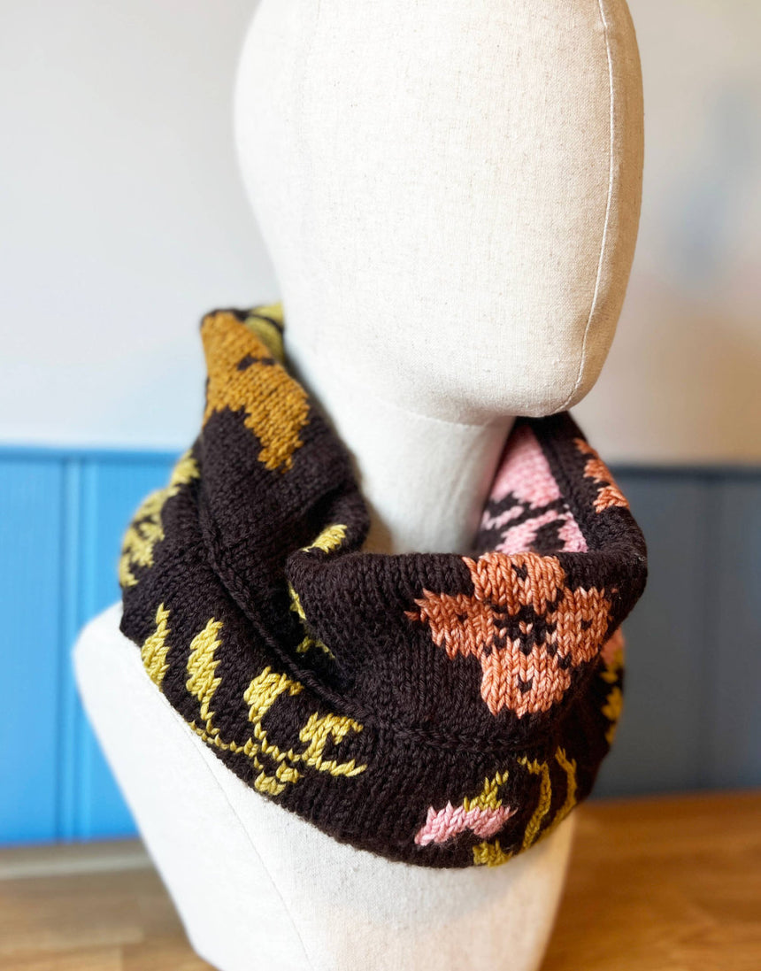 The Herbarium Cowl Knitting Pattern, Needle & Feather