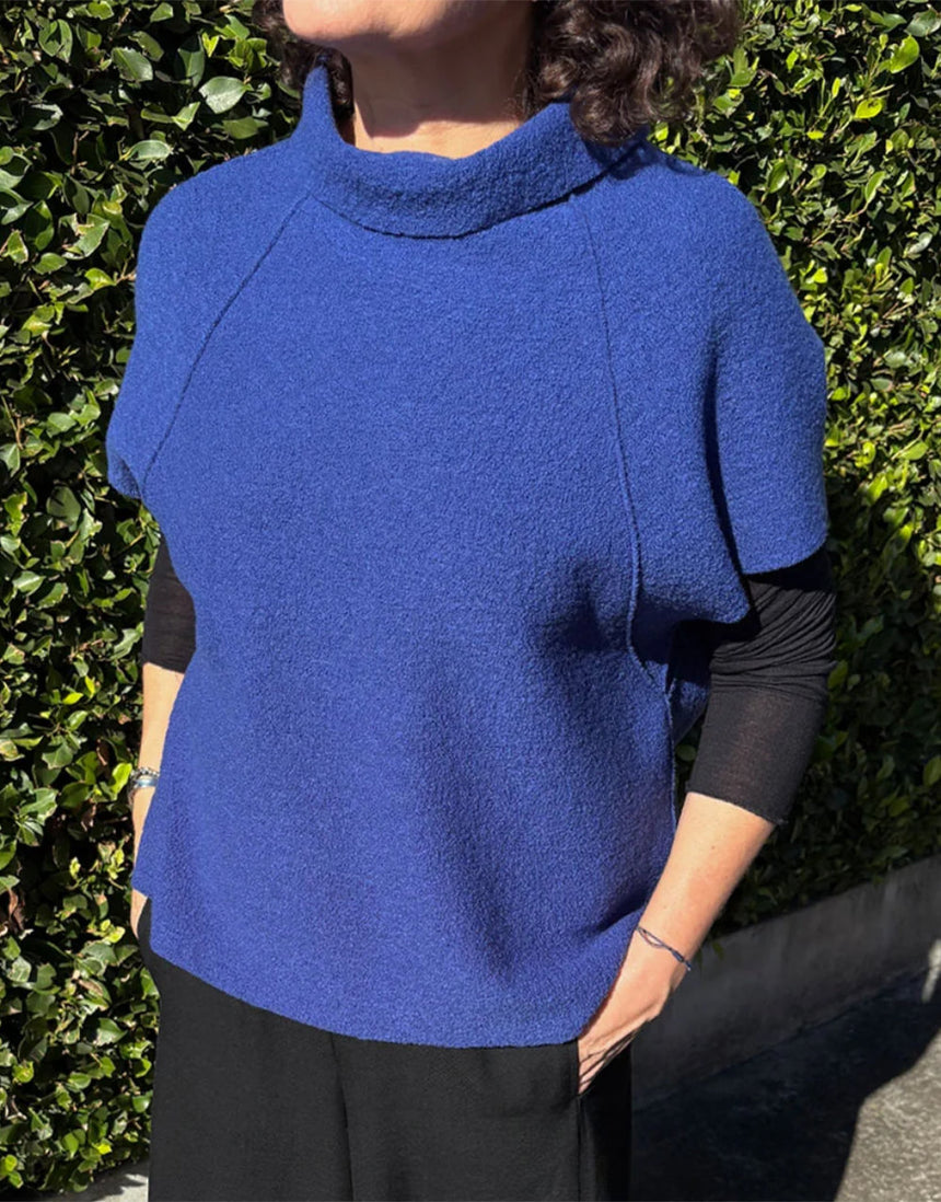 Zoey Slipover Paper Sewing Pattern, Tessuti