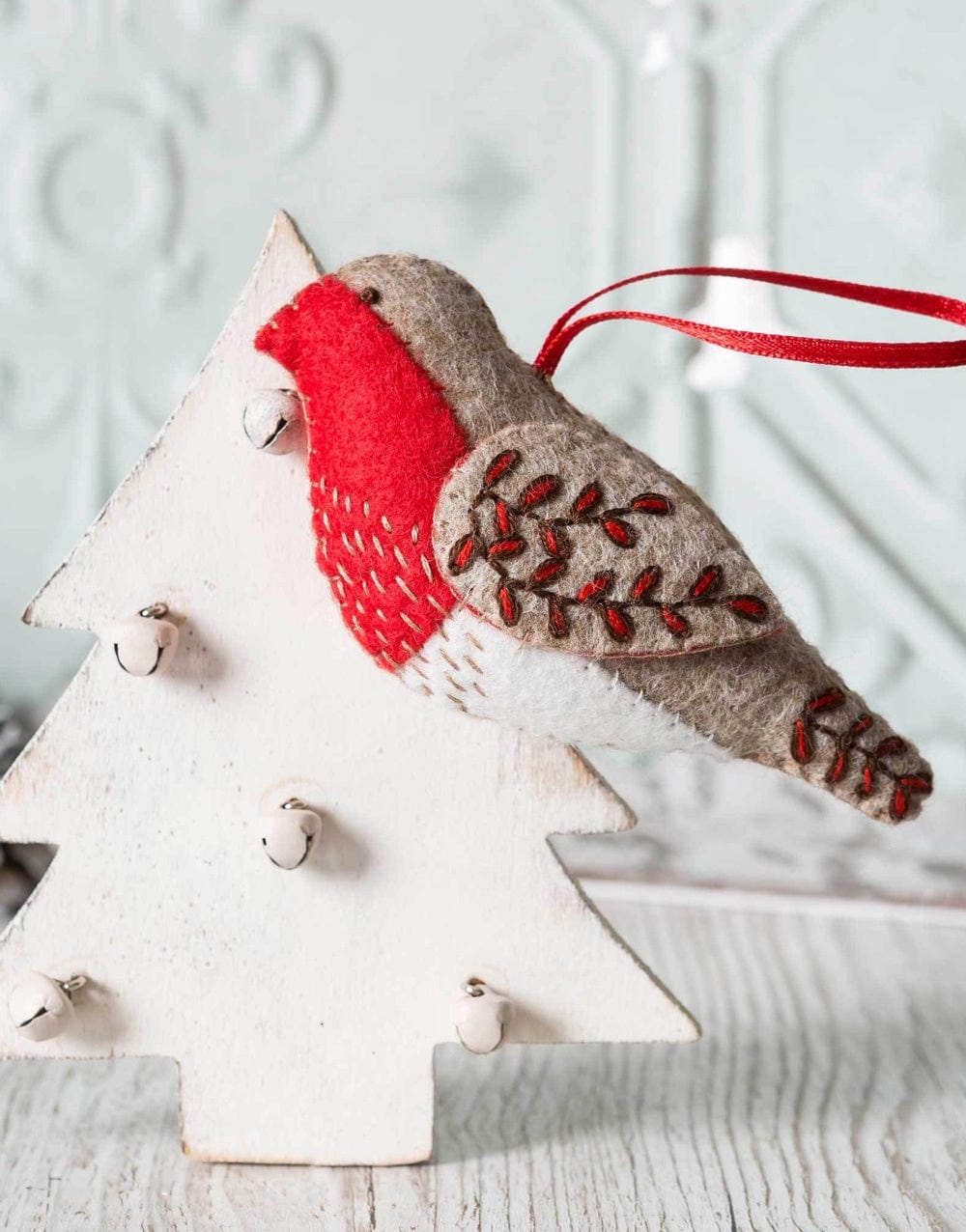 Robin Mini Felt Christmas Craft Kit, Corinne Lapierre – Clothkits