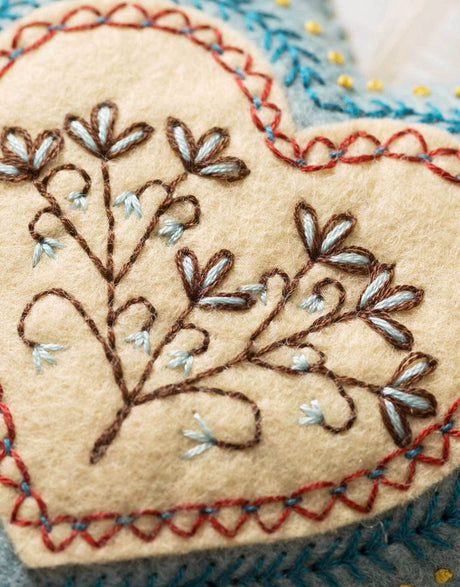 Corinne Lapierre Felt Craft Felt Heart Embroidered Mini Craft Kit by Corinne Lapierre 608603782813 608603782813